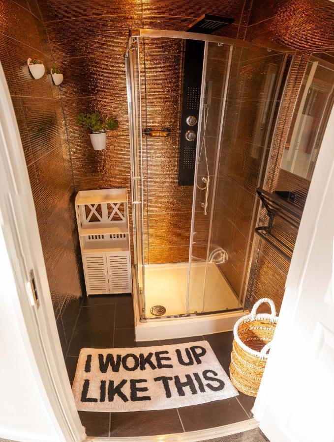 Opulent 1 Bedroom Cosy Suite バーミンガム エクステリア 写真